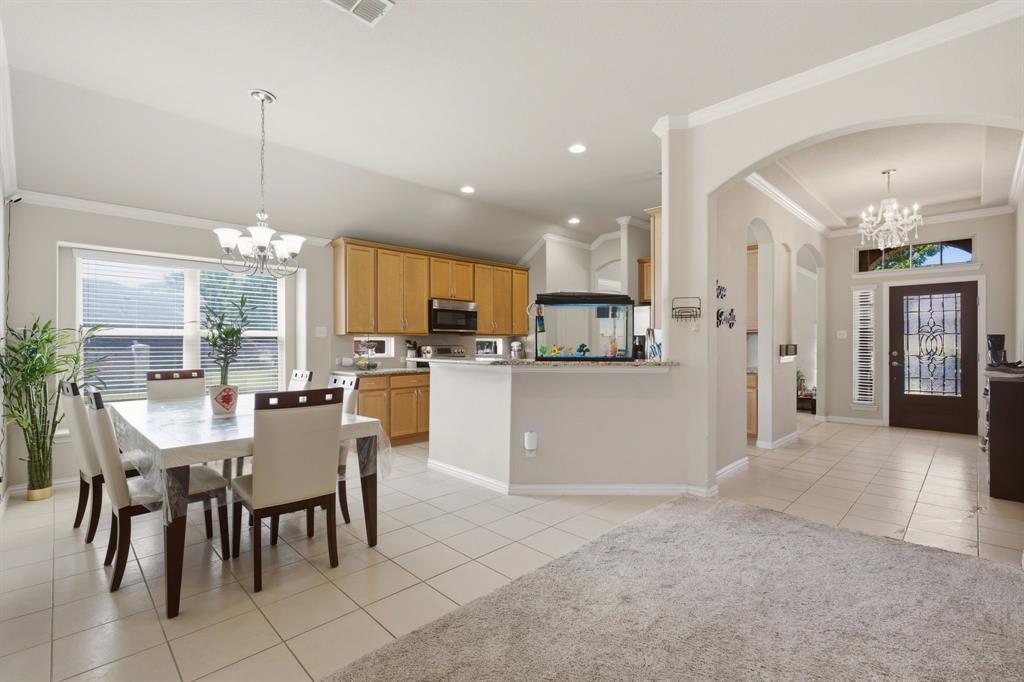 900 Park Meadow Lane Property Photo 8