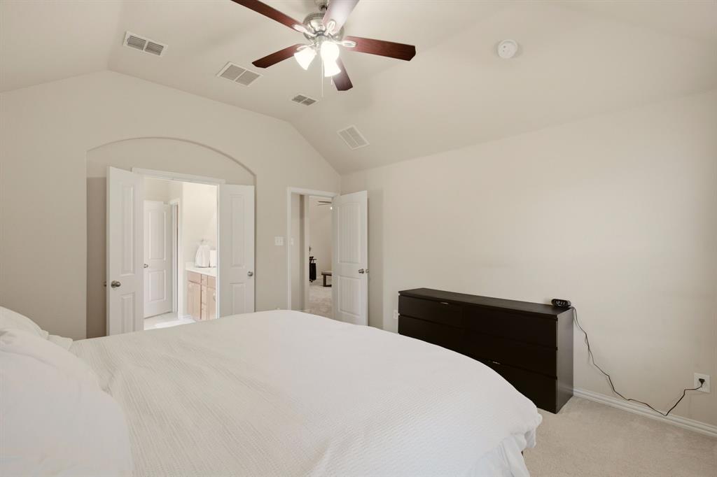 900 Park Meadow Lane Property Photo 14