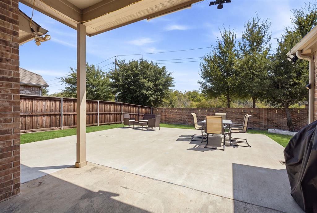 900 Park Meadow Lane Property Photo 24