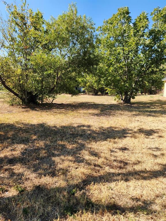 802 E 17th Street Property Photo 1
