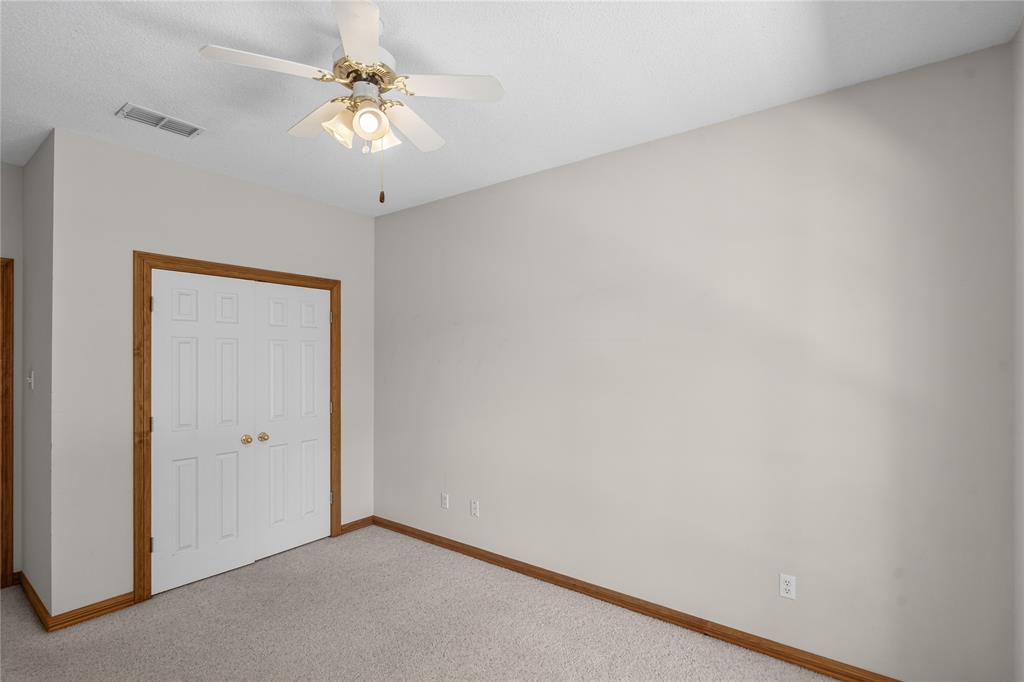 500 Kelli Circle Property Photo 32