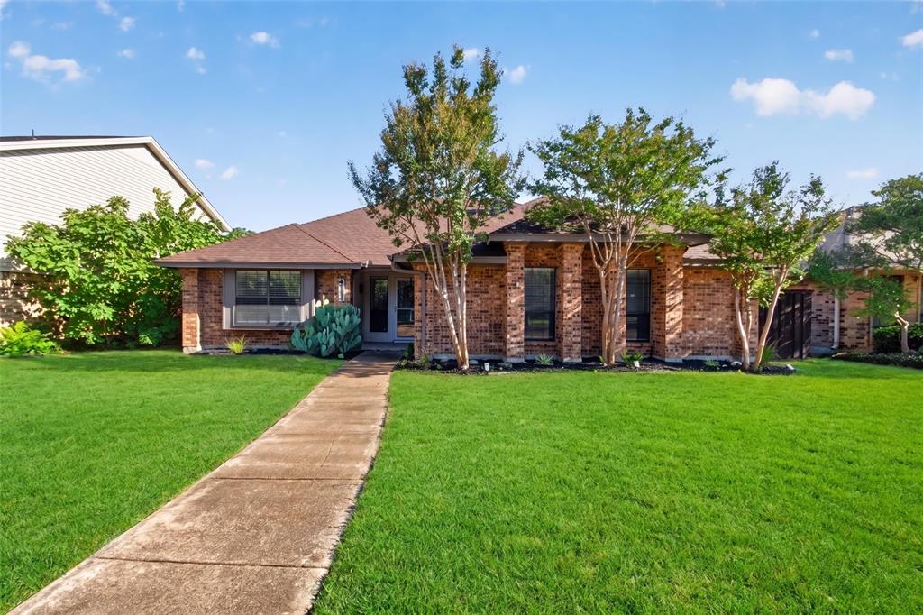 9107 Sweetwater Drive Property Photo 1