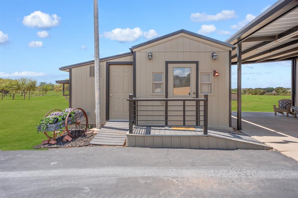 4870 Rhea Road Property Photo 4