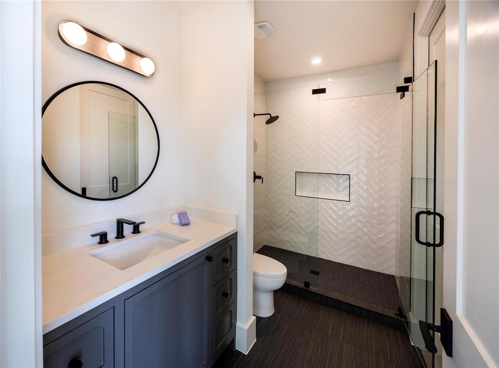 1801 Cannes Circle Property Photo 32