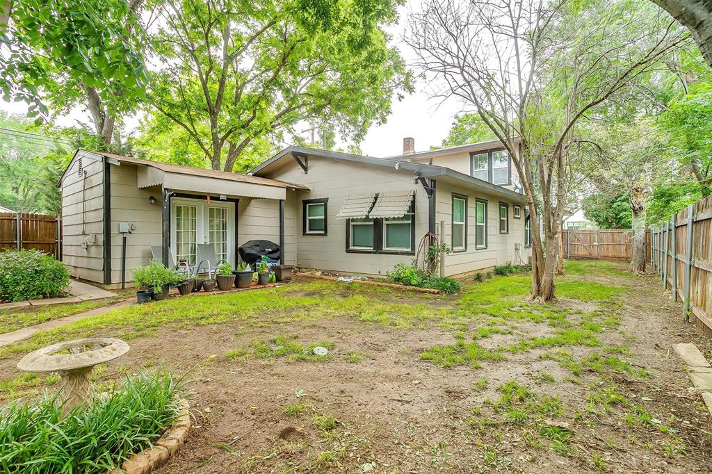 2100 Ashland Avenue Property Photo 14