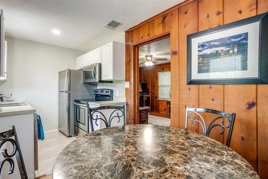 2100 Ashland Avenue Property Photo 25