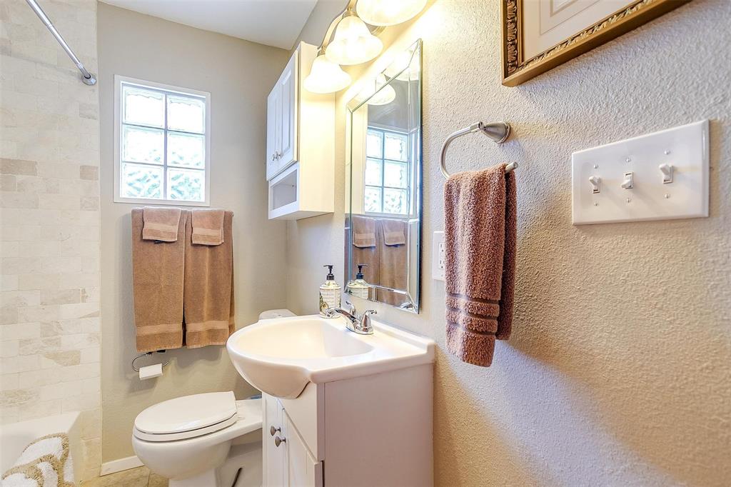 2100 Ashland Avenue Property Photo 30