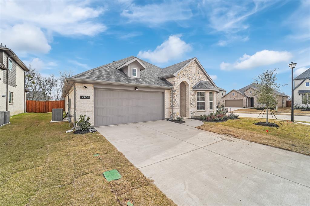 2901 Cantoni Creek Property Photo 4