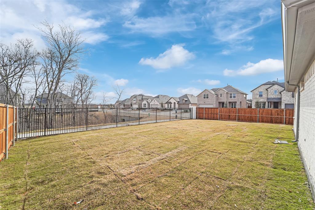 2901 Cantoni Creek Property Photo 38