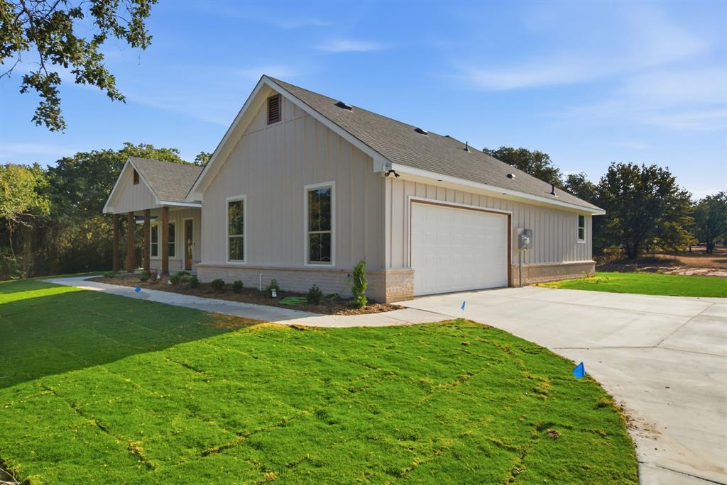 209 Waterford Drive Property Photo 2