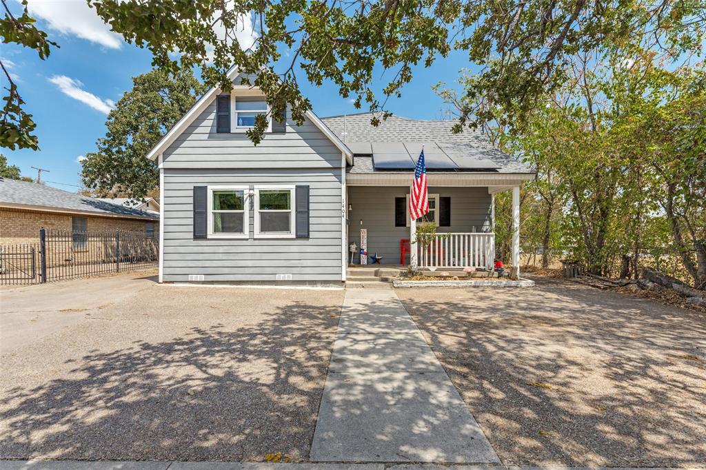 1404 Clinton Avenue Property Photo 1