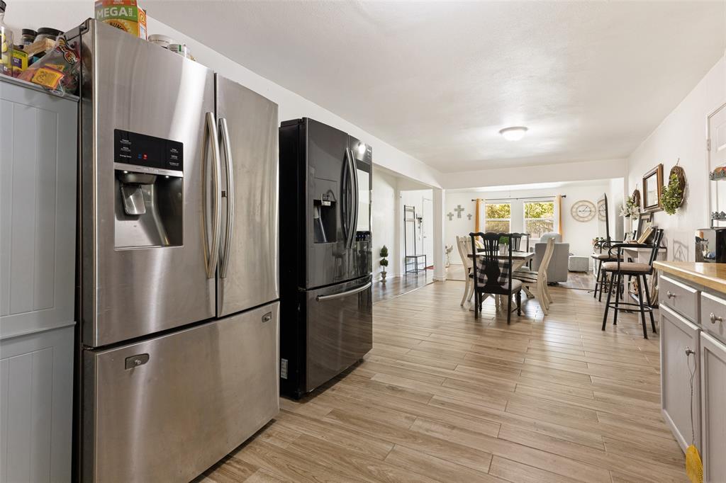 1404 Clinton Avenue Property Photo 8