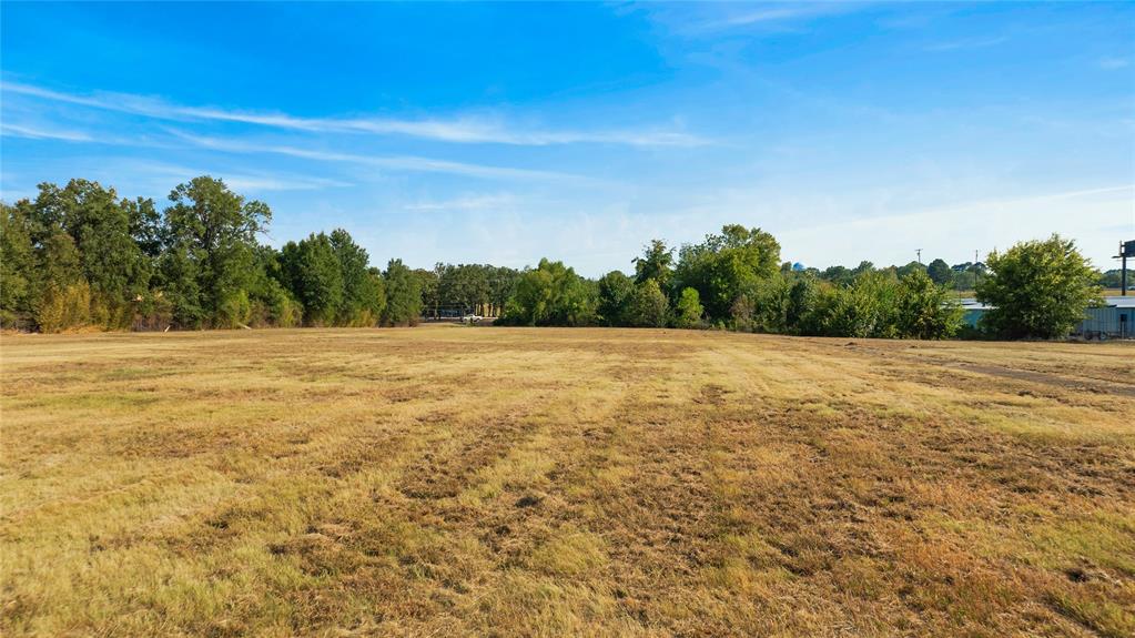 2610 Spur 139 Property Photo 3