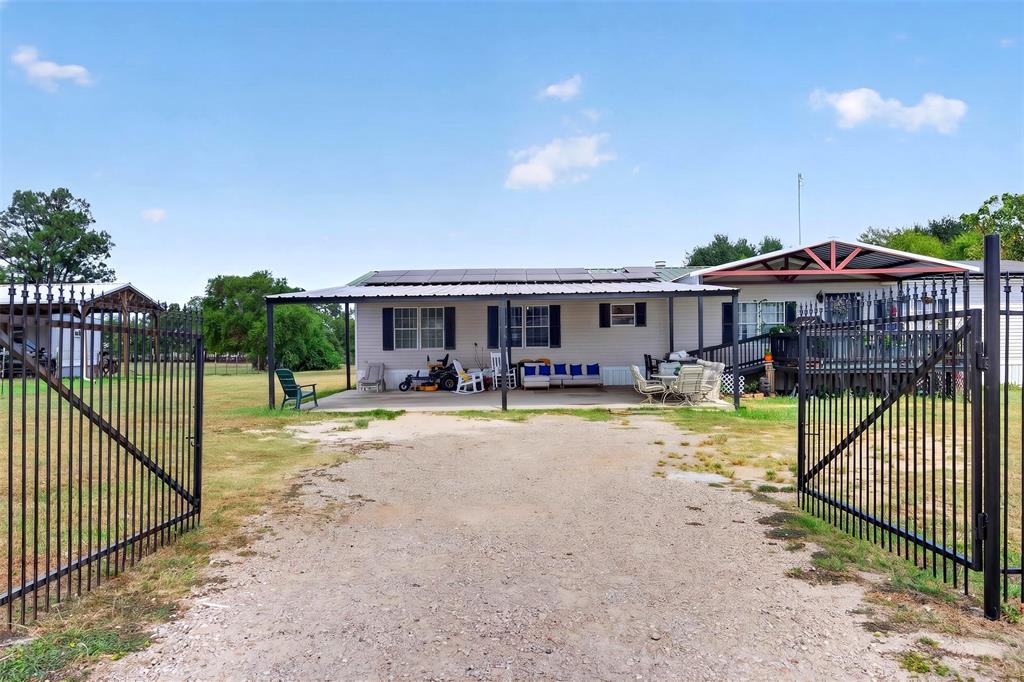 38 County Road 2299 Property Photo 1