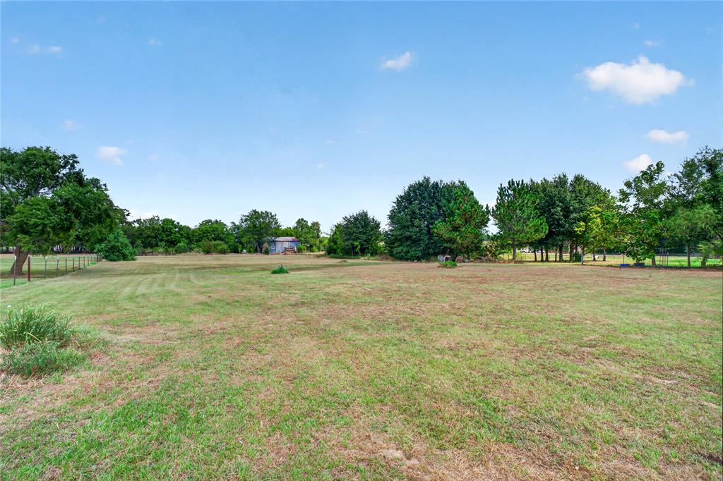 38 County Road 2299 Property Photo 22