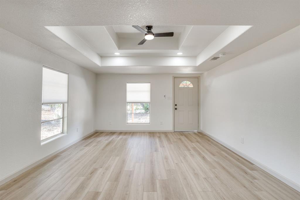 407 Ada Street Property Photo 9