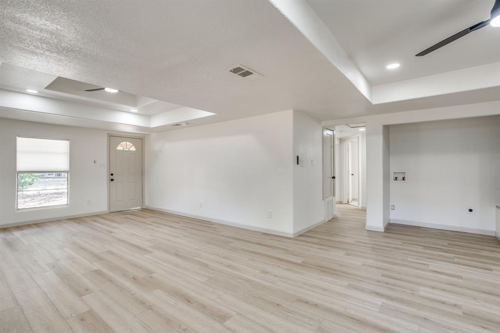 407 Ada Street Property Photo 15