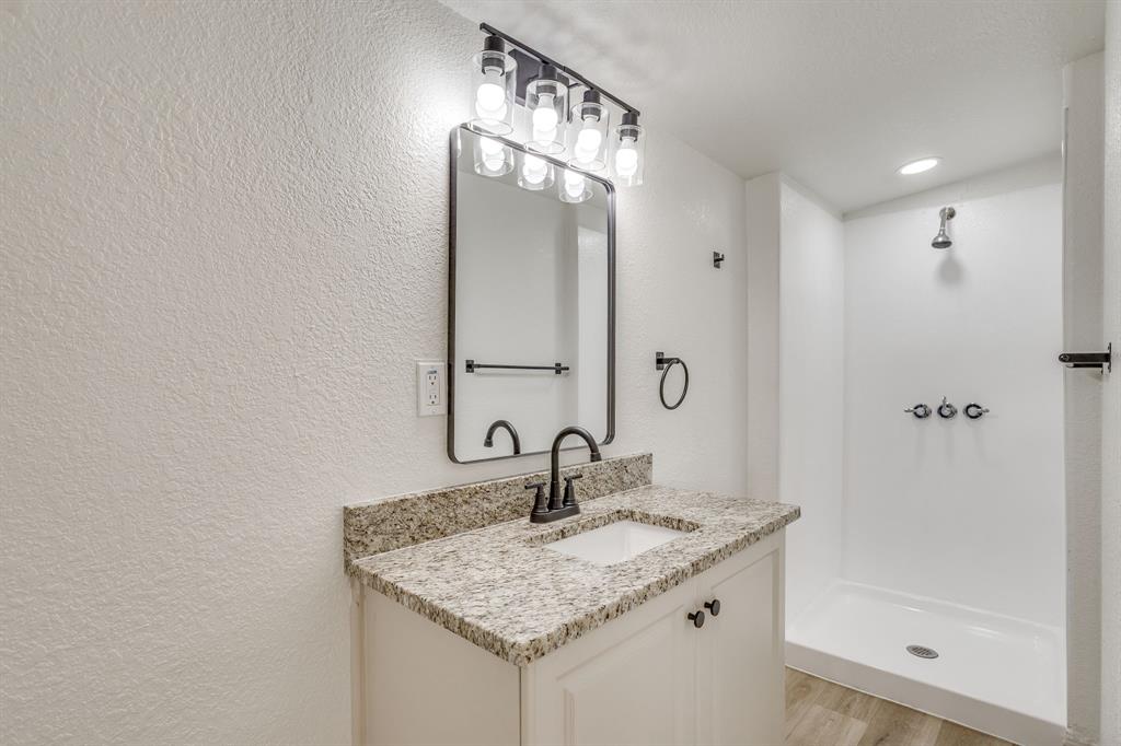 407 Ada Street Property Photo 26