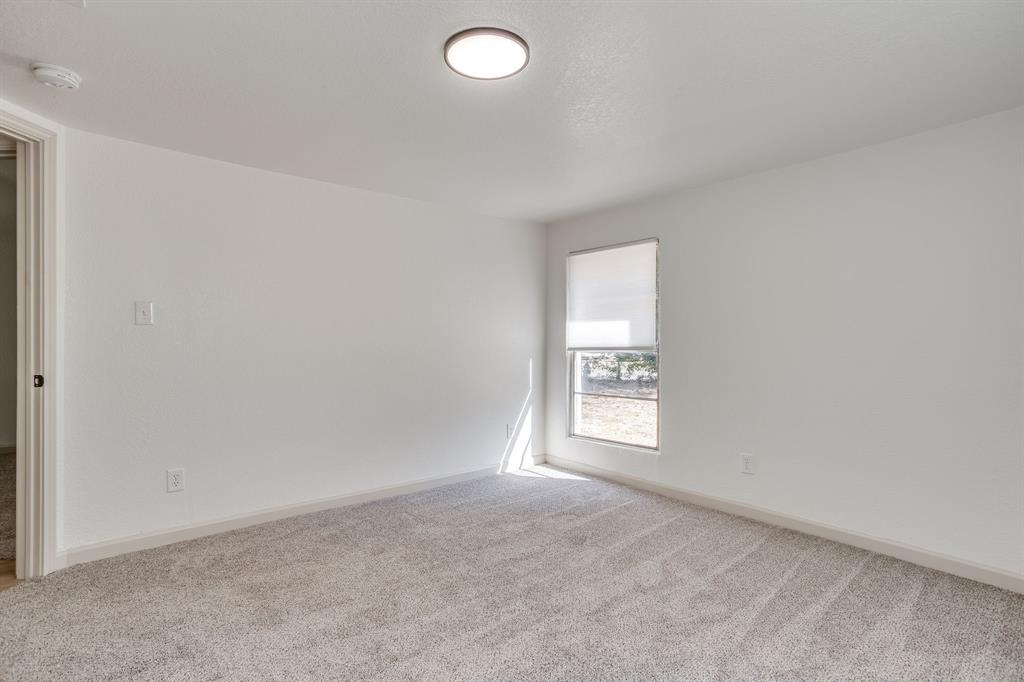 407 Ada Street Property Photo 29