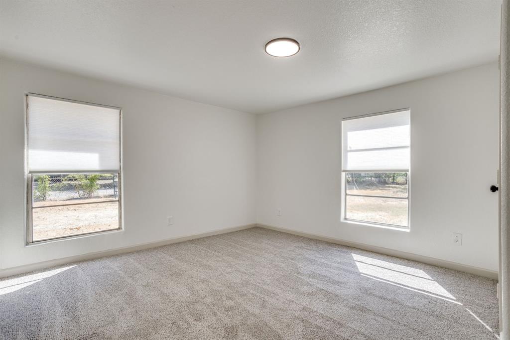 407 Ada Street Property Photo 30