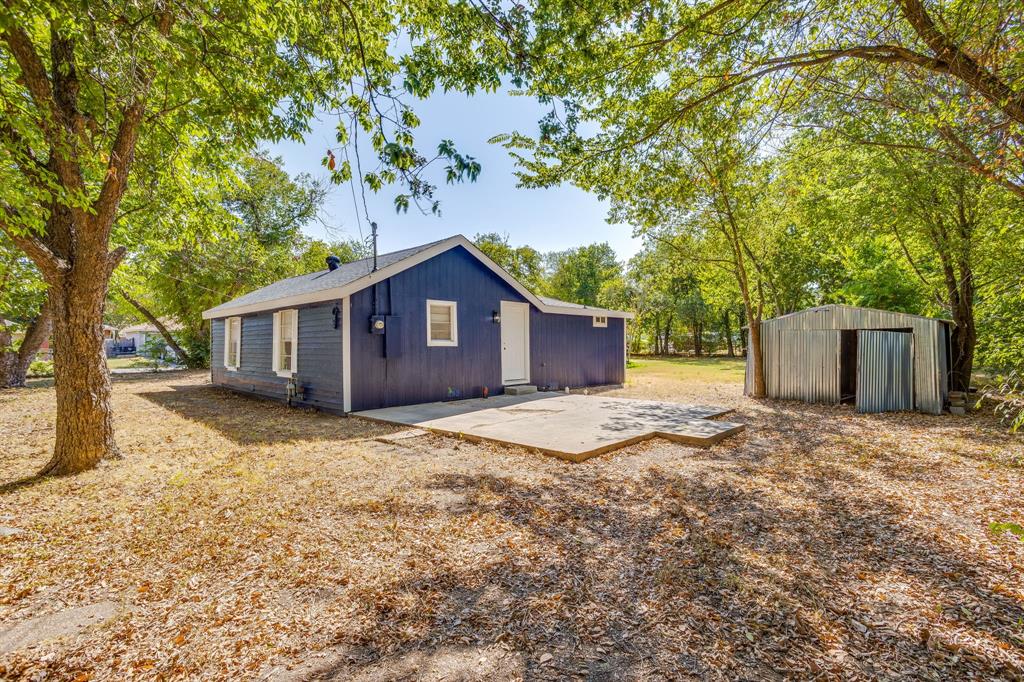 407 Ada Street Property Photo 36