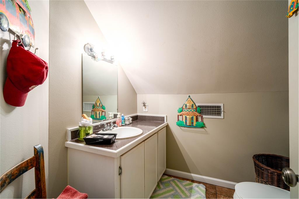 607 Maple Street Property Photo 28