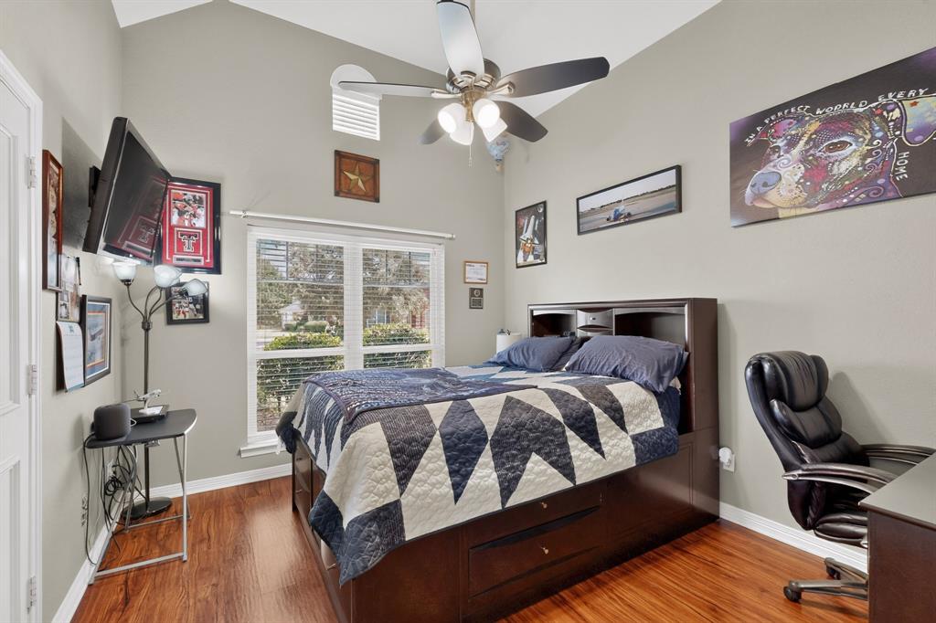 2505 Inverrary Drive Property Photo 15