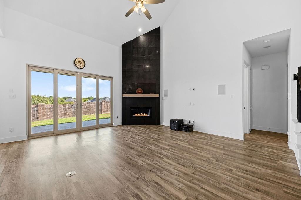 2717 Oak Blossom Drive Property Photo 8