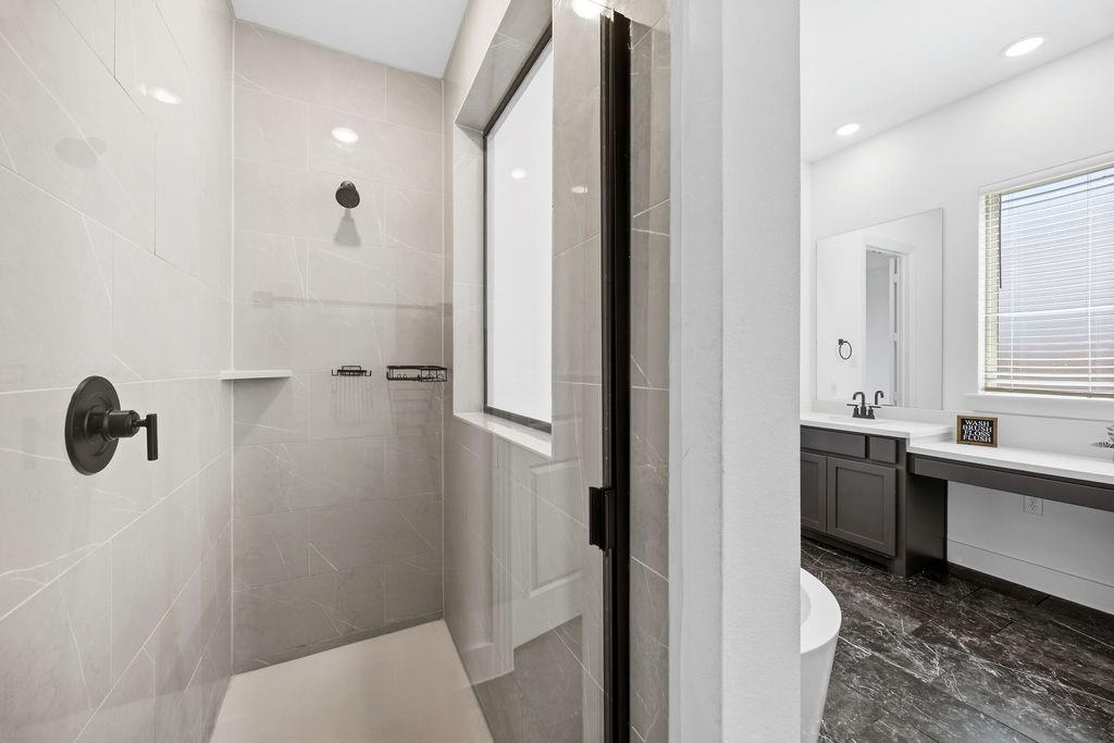 2717 Oak Blossom Drive Property Photo 13