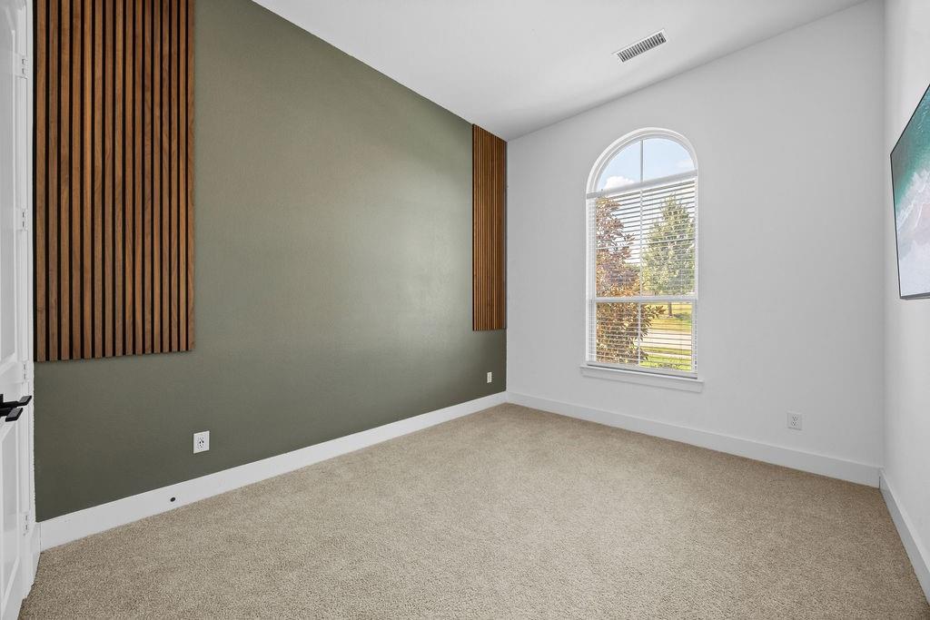 2717 Oak Blossom Drive Property Photo 19