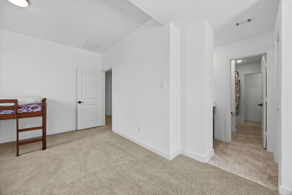 2717 Oak Blossom Drive Property Photo 24