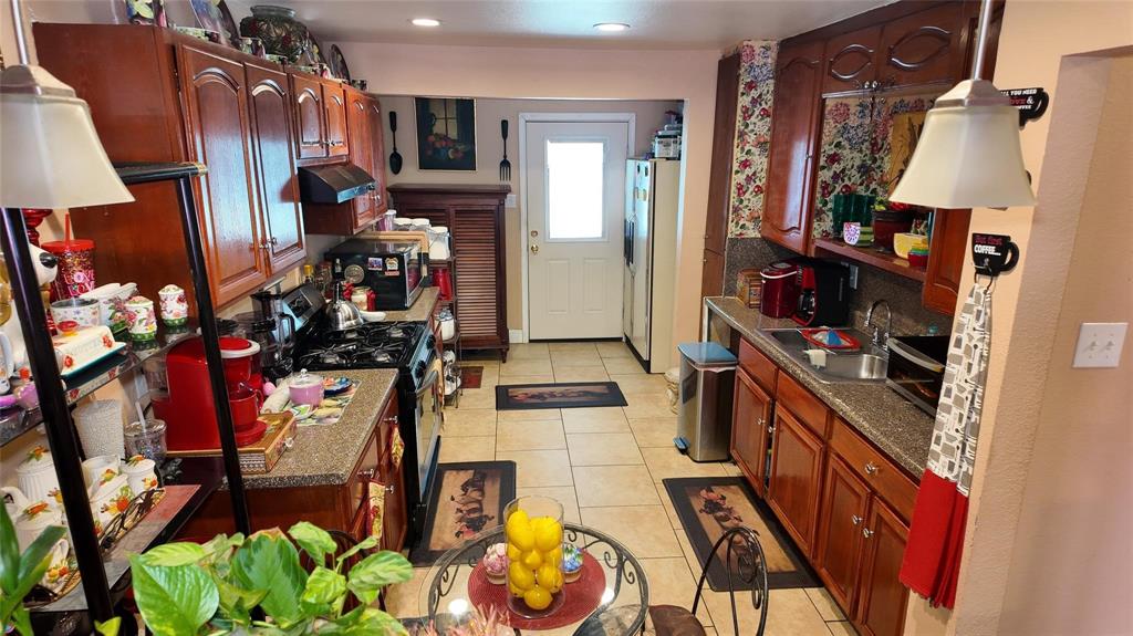 4521 Kelton Drive Property Photo 13