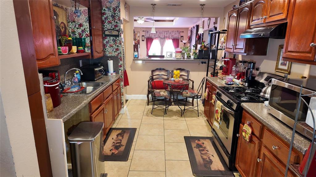 4521 Kelton Drive Property Photo 15
