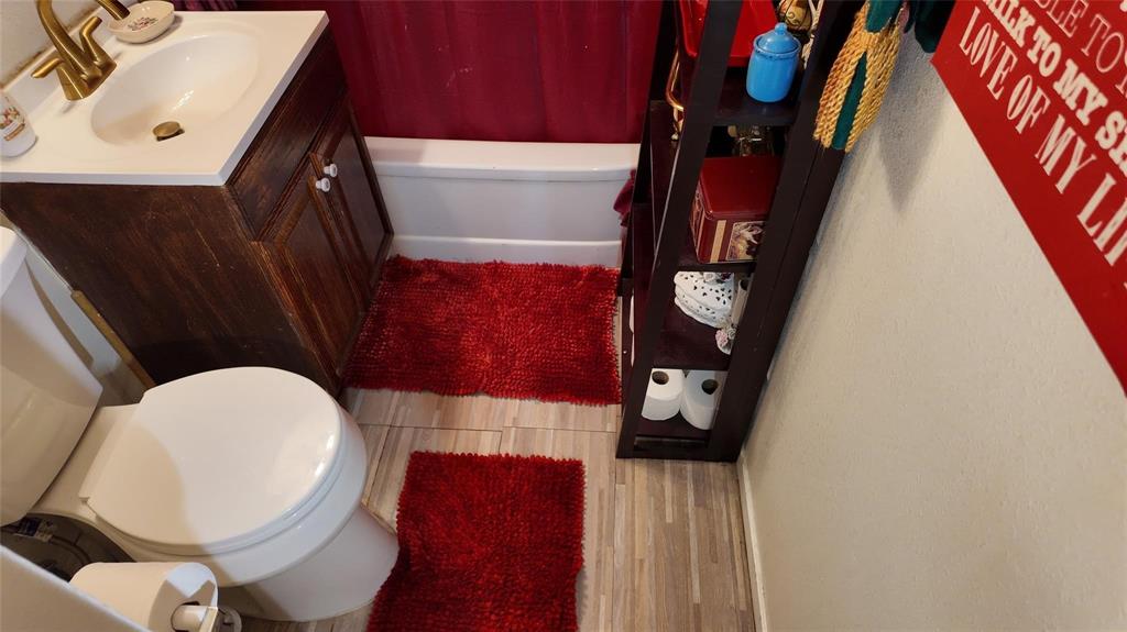 4521 Kelton Drive Property Photo 21