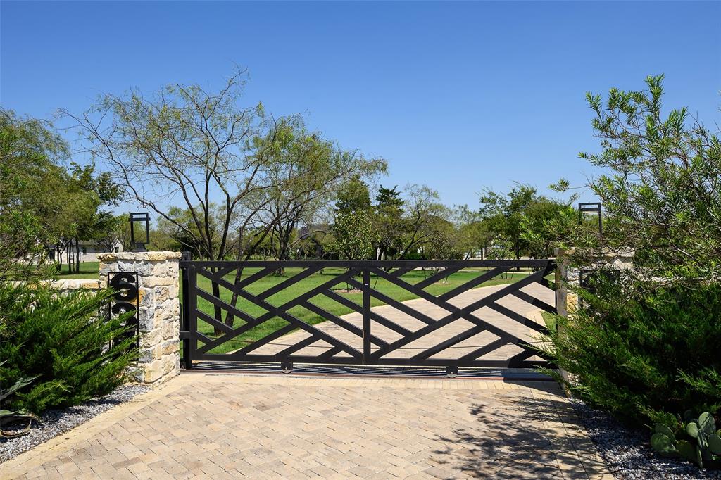 635 Highpoint Road Property Photo 38