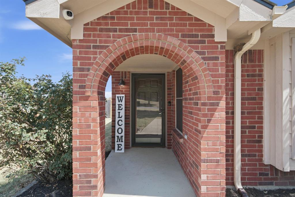 117 Timber Cross Court Property Photo 4