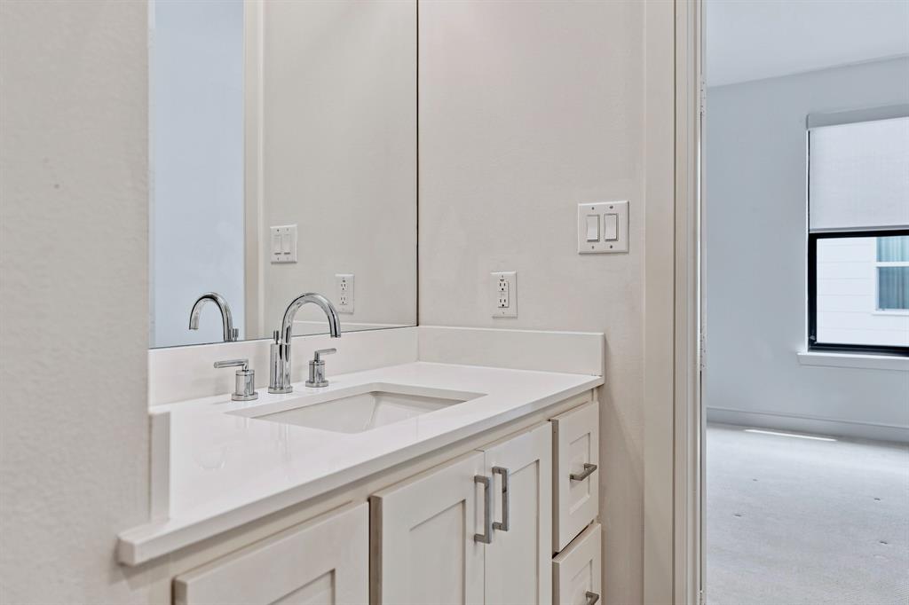 5122 Capitol Avenue 103 Property Photo 20