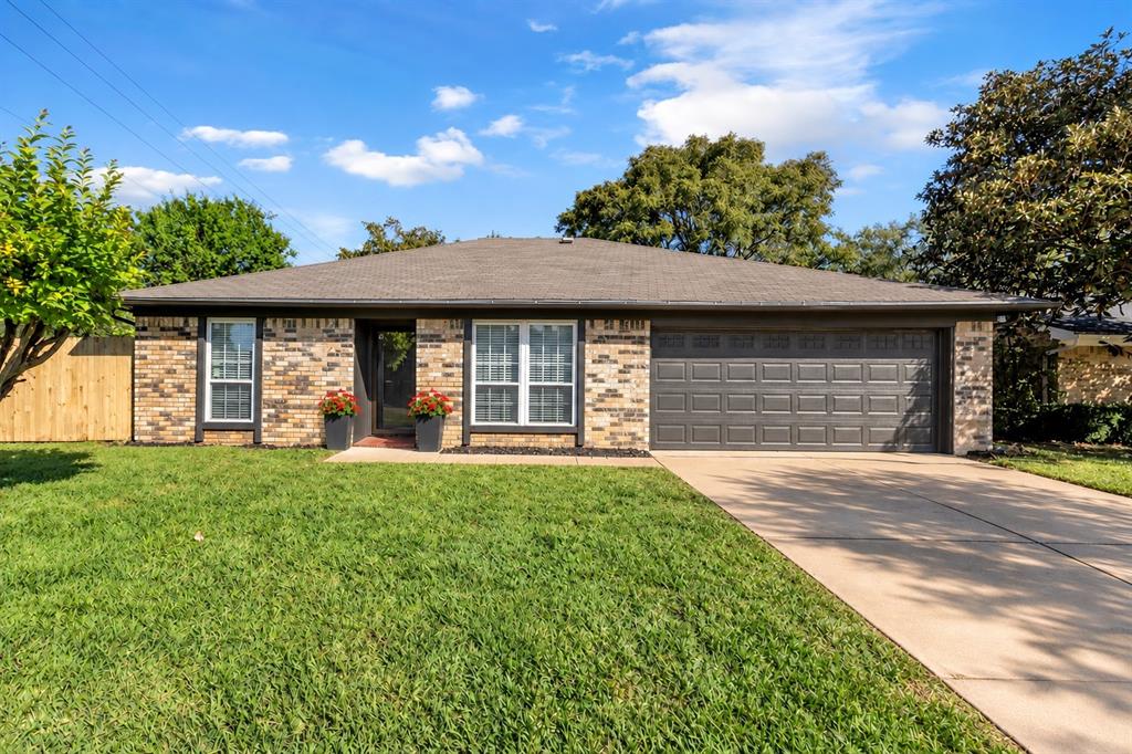 1916 Heidelberg Drive Property Photo 1