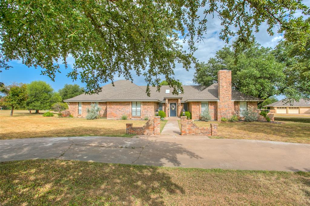 5820 Pecan Valley Lane Property Photo 2