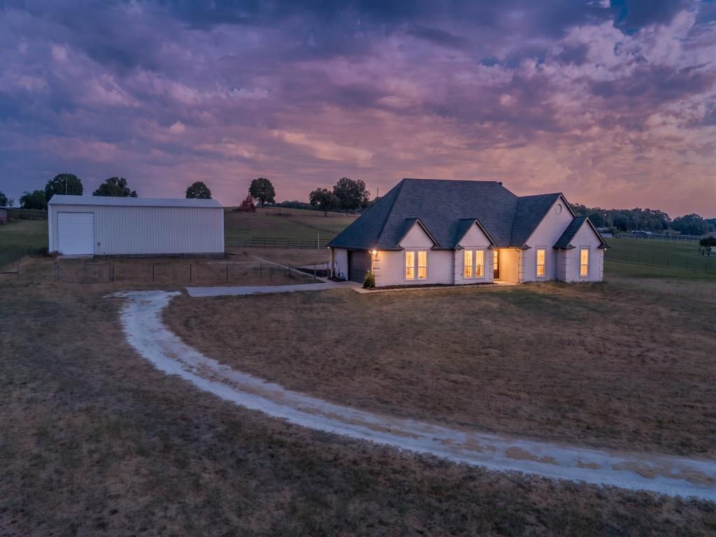 7840 Reed Road Property Photo 2
