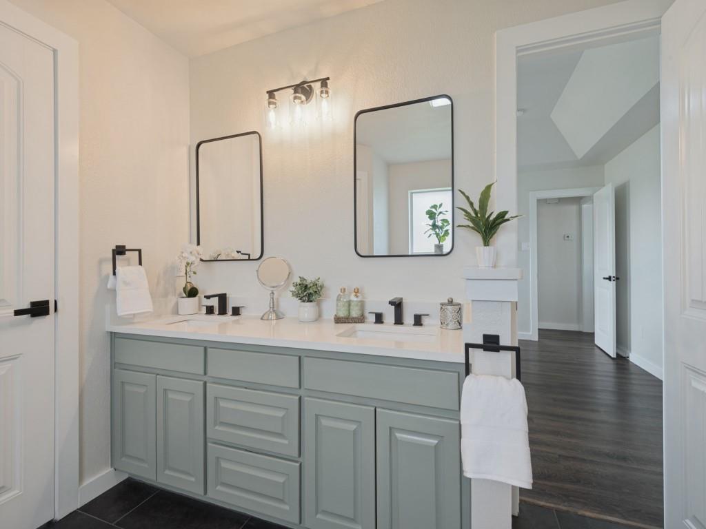 7840 Reed Road Property Photo 27