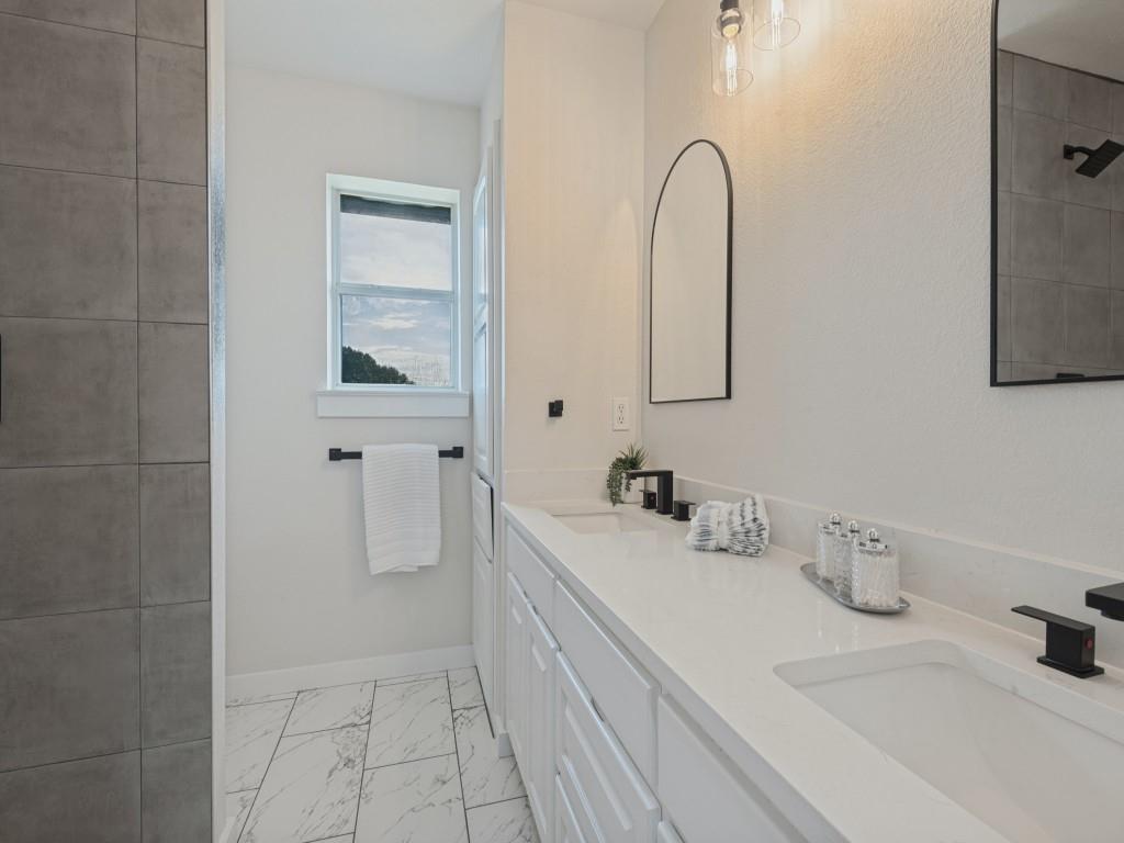 7840 Reed Road Property Photo 30