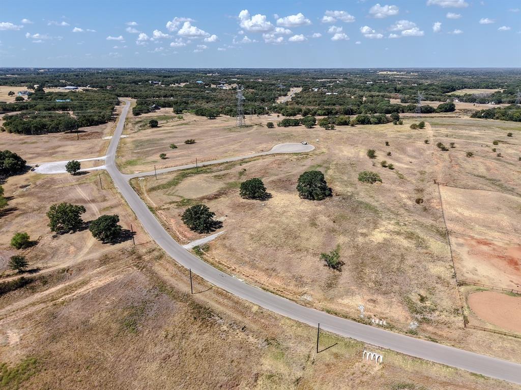 104 Foxtrot Court Property Photo 3