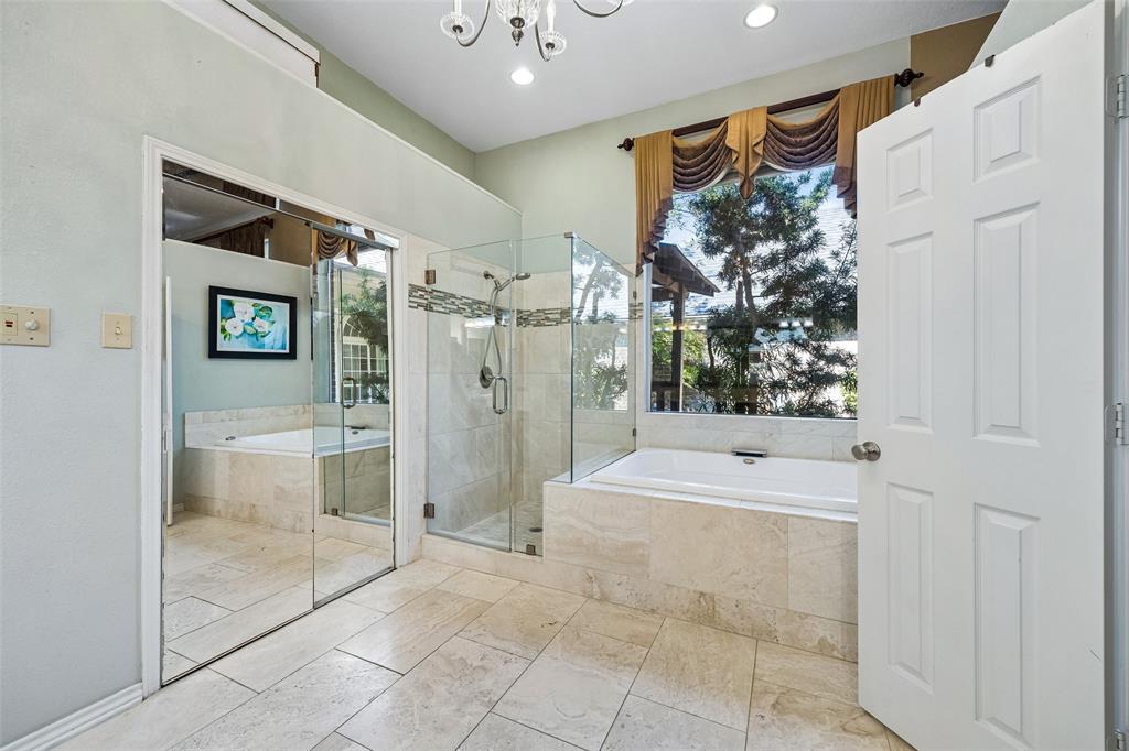 2024 Antwerp Avenue Property Photo 14