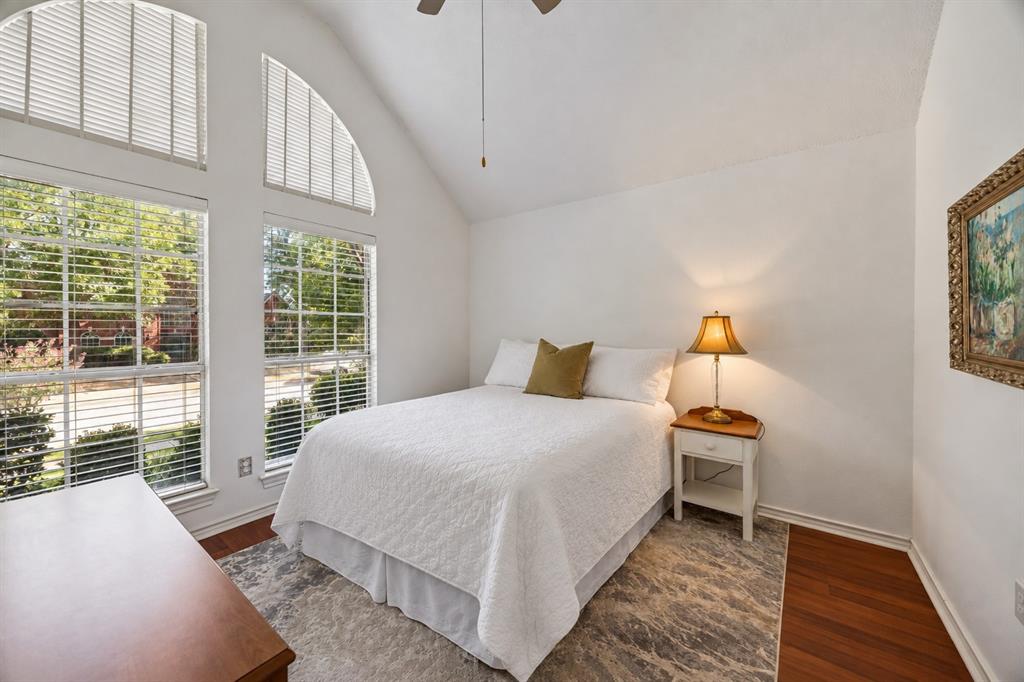 2024 Antwerp Avenue Property Photo 17