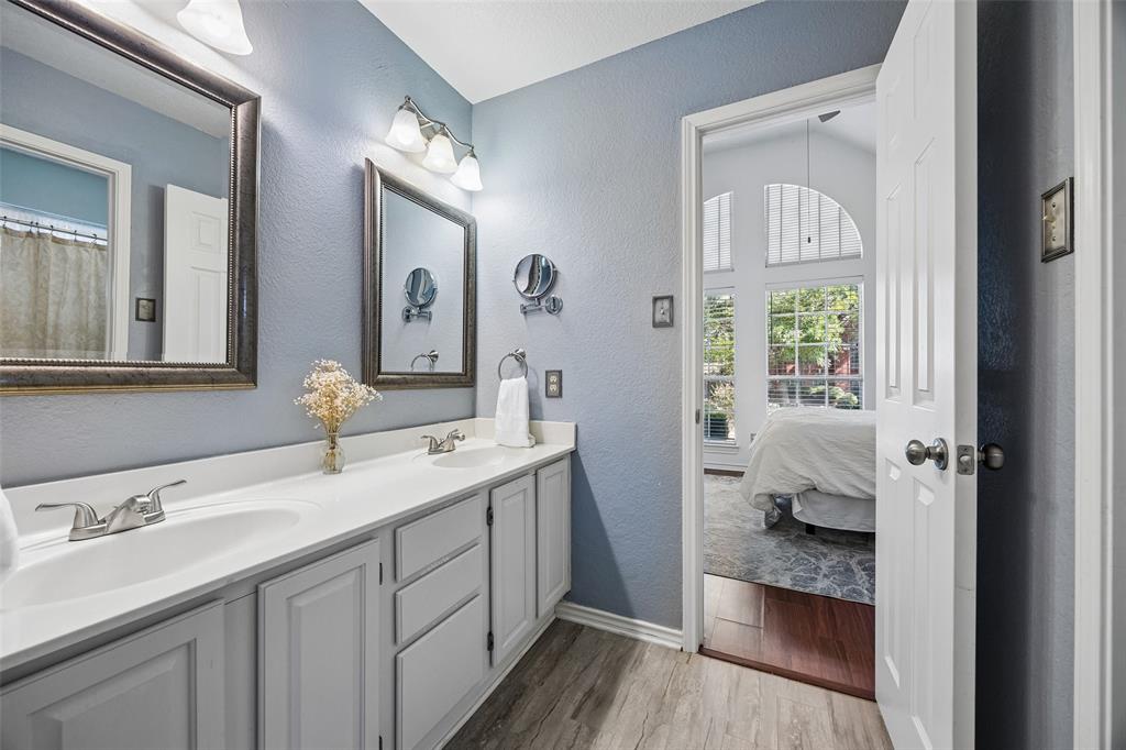 2024 Antwerp Avenue Property Photo 18