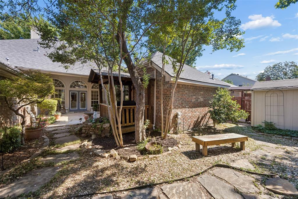 2024 Antwerp Avenue Property Photo 21