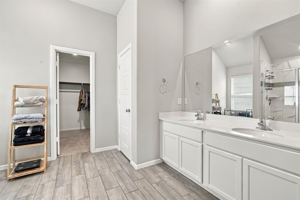 7122 Prairieside Trail Property Photo 13
