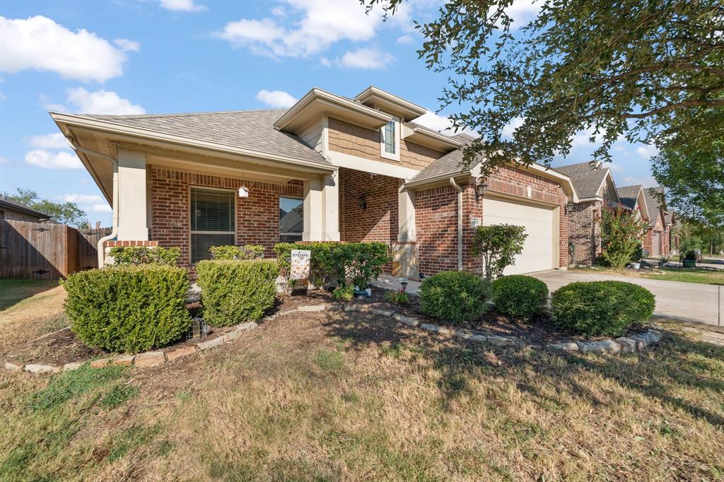 119 Gateway Drive Property Photo 2