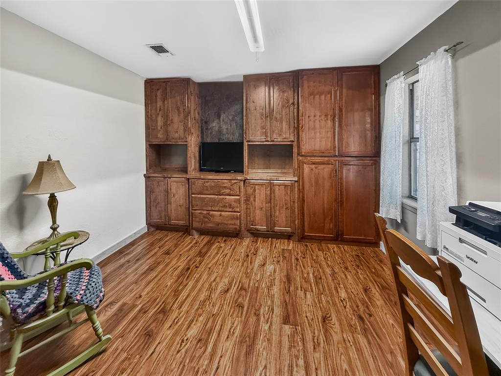 803 Farm Road 71 Property Photo 19